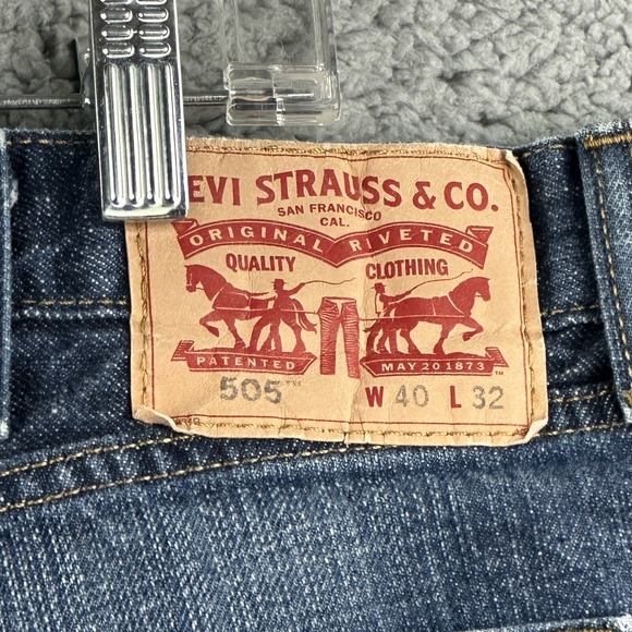 Levi's Mens 505 Medium Blue Regular Fit Straight Leg Denim Jeans Sz 40 x 32 - Picture 8 of 10